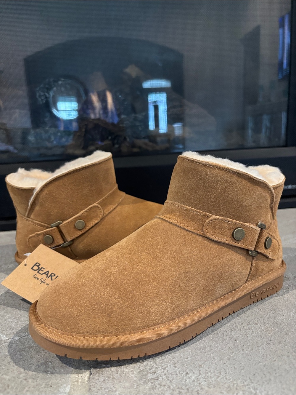 Bearpaw Gabby Suede Leather,faux fur lining,warm,treated,rubber traction sole
